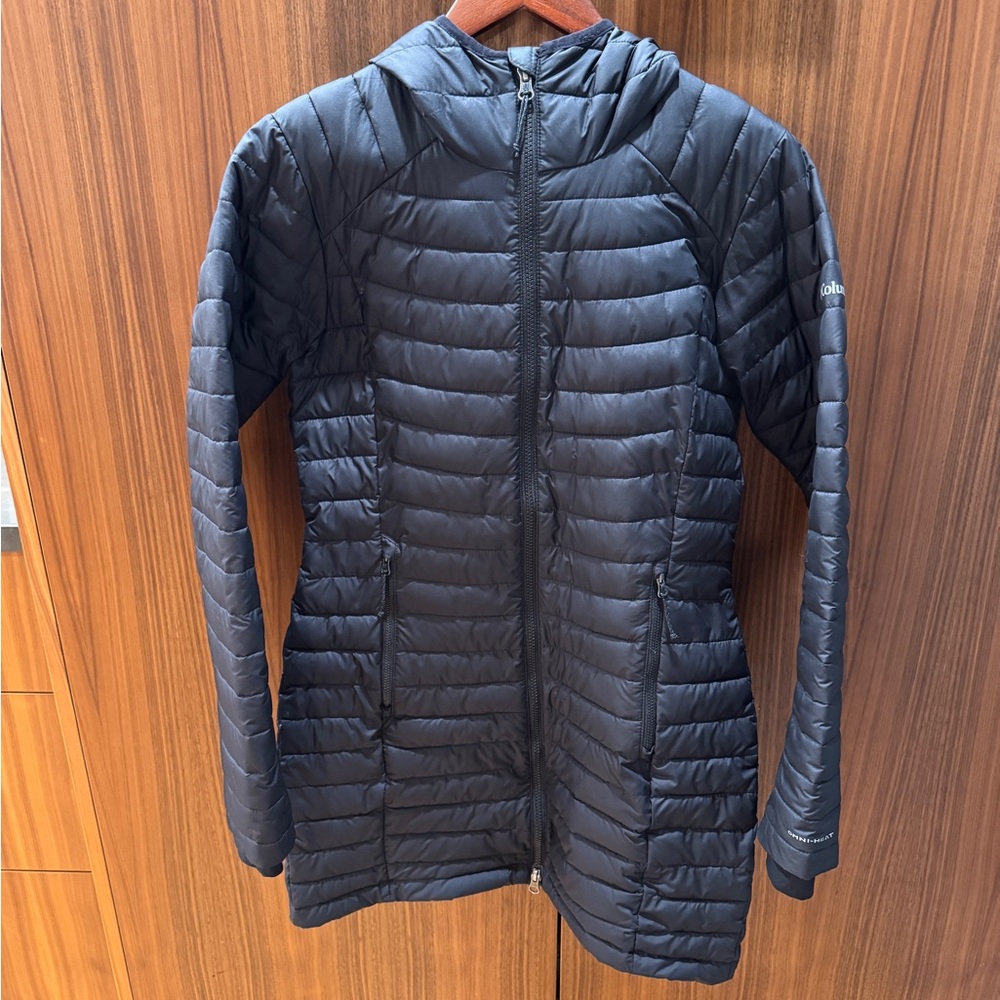 Columbia Long Hooded Black Puffer Jacket, Small
